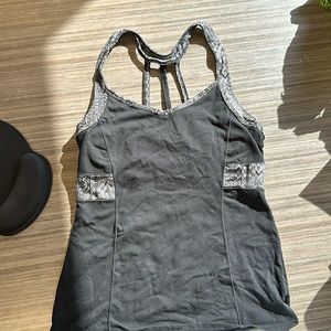 Athlete tank built in bra